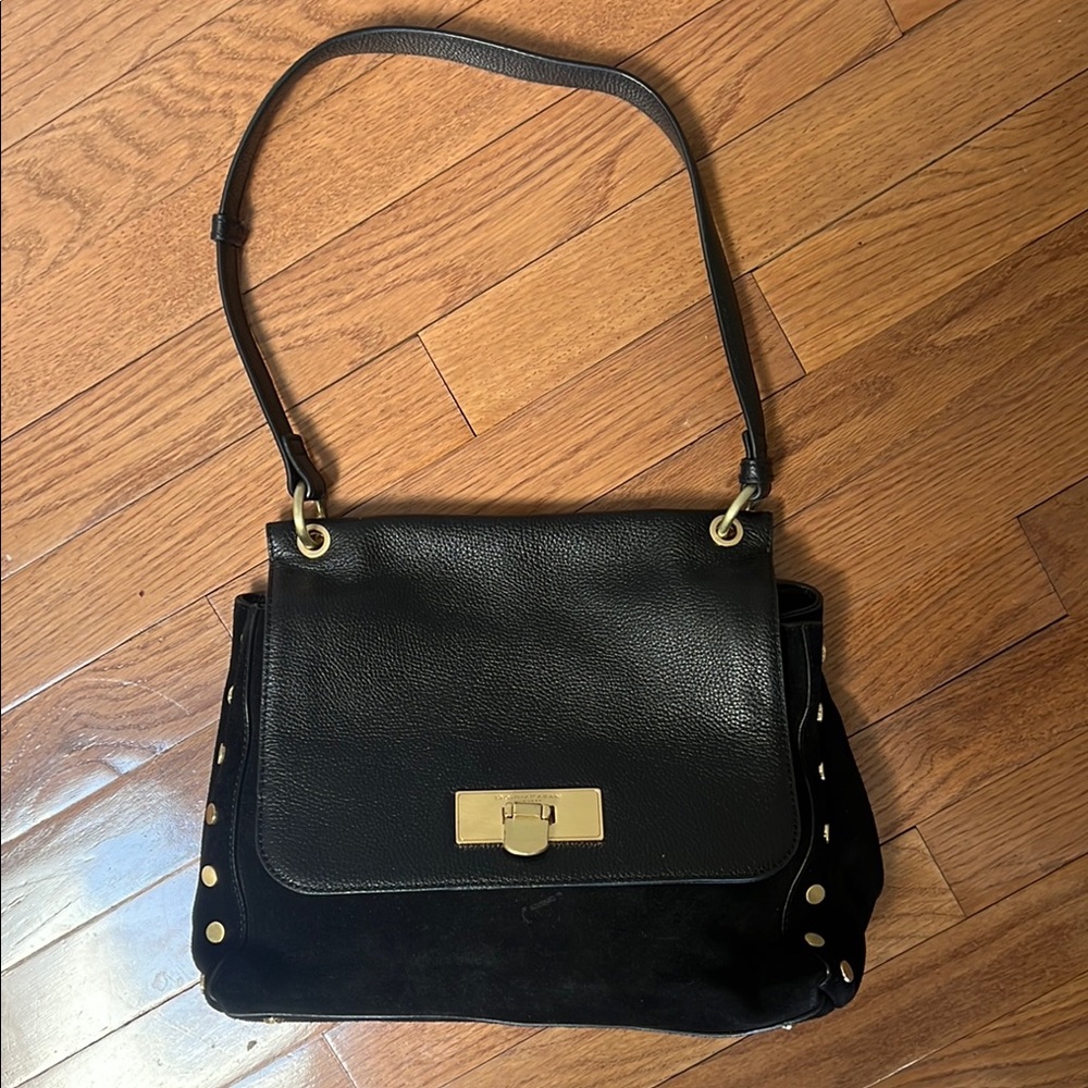 Elegant Black Leather Shoulder Bag
